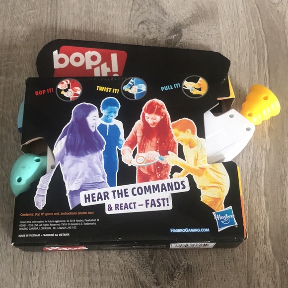 Hasbro Bop It! Electronic Game for Kids New Classic Game Bop It Twist It Pull It - Picture 2 of 2